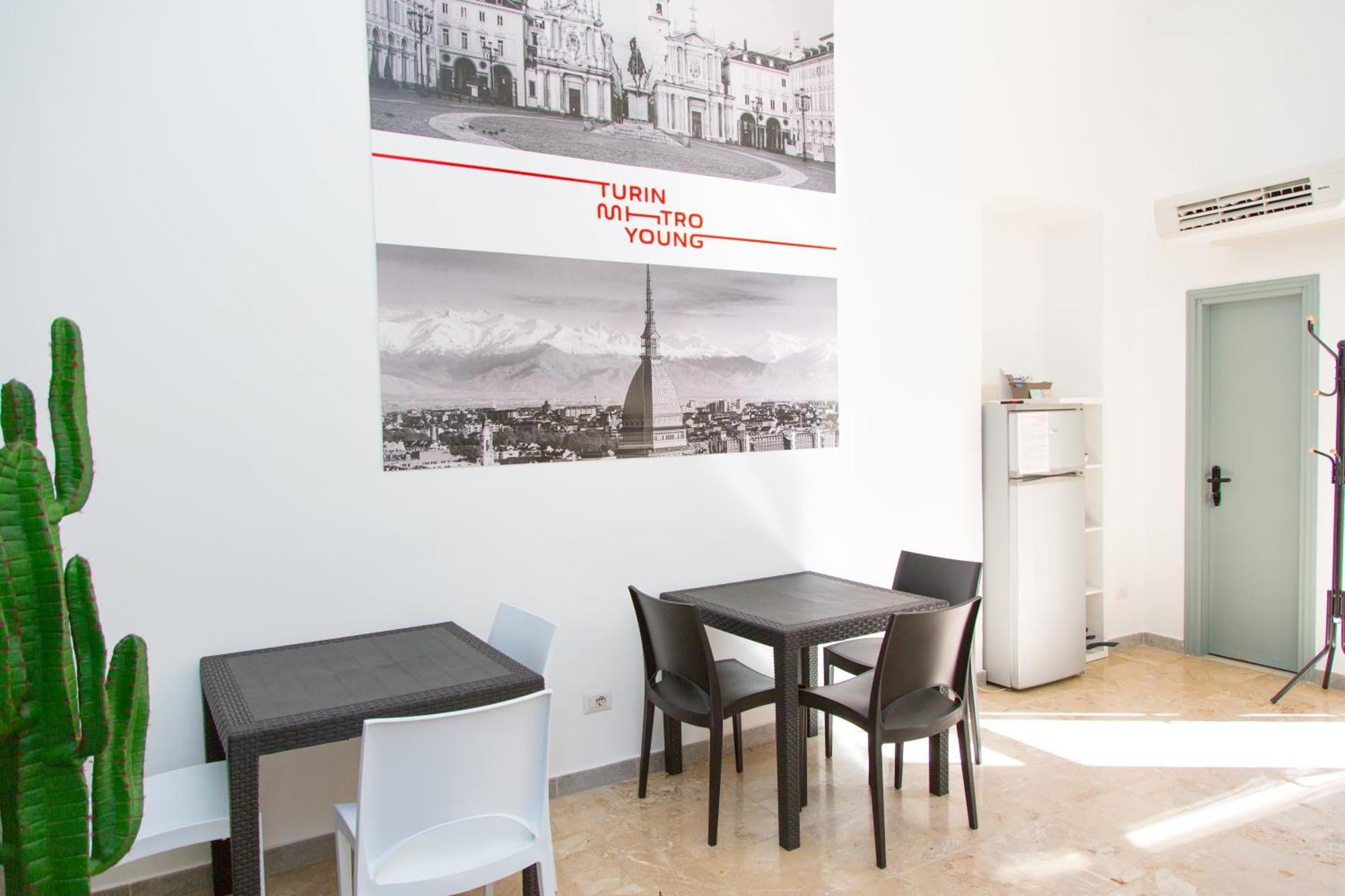 Guest House Turin Metro Young Exterior foto