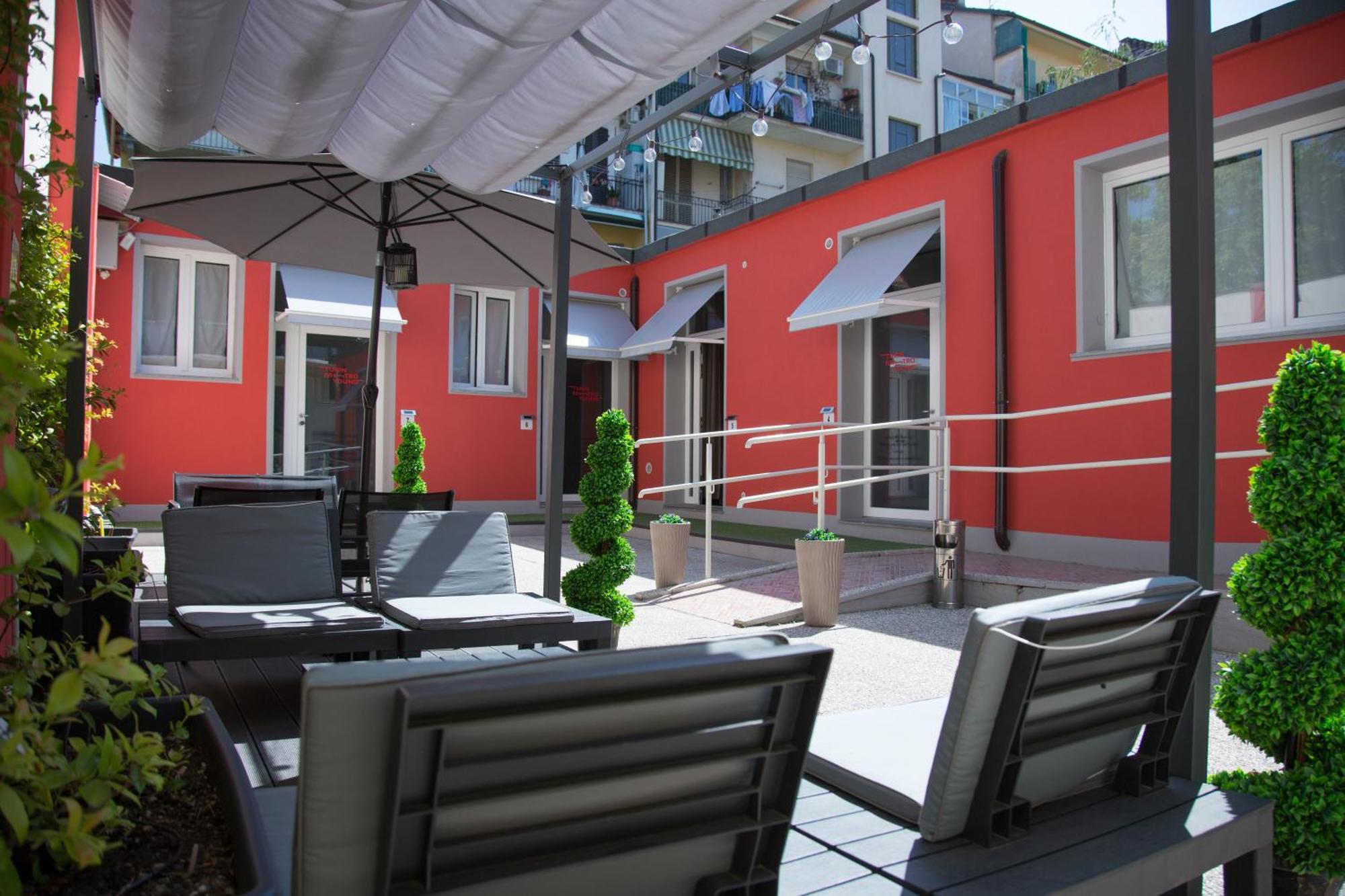 Guest House Turin Metro Young Exterior foto